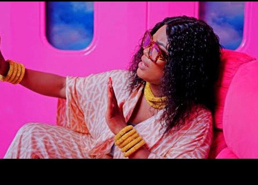 MUSIC: DEBORAH LUKALU - I MADE IT 《OFFICIAL VIDEO》